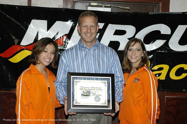 awards_05_12.jpg
