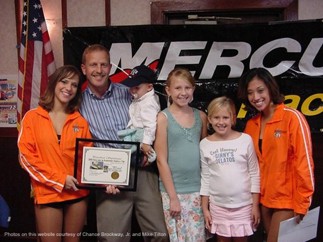 awards_05_22.jpg