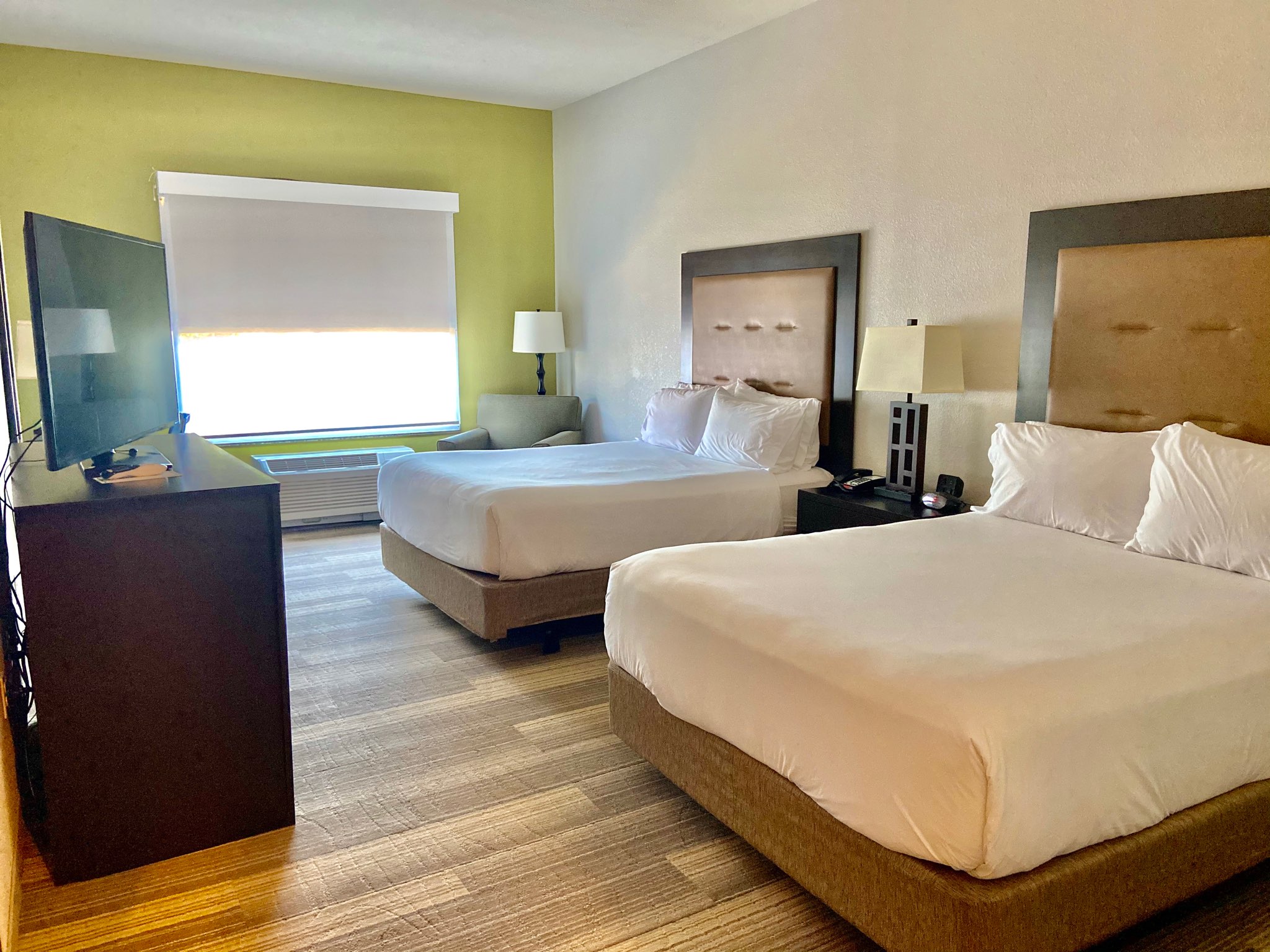 Holiday Inn Express Room 2